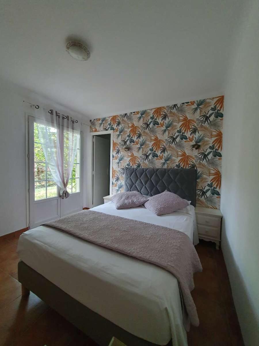 Logis Hotel Le Chene Vert Bollène المظهر الخارجي الصورة