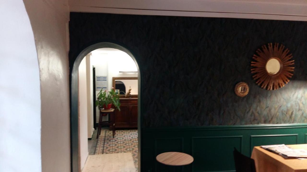 Logis Hotel Le Chene Vert Bollène المظهر الخارجي الصورة