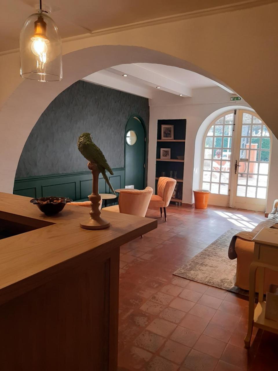 Logis Hotel Le Chene Vert Bollène المظهر الخارجي الصورة